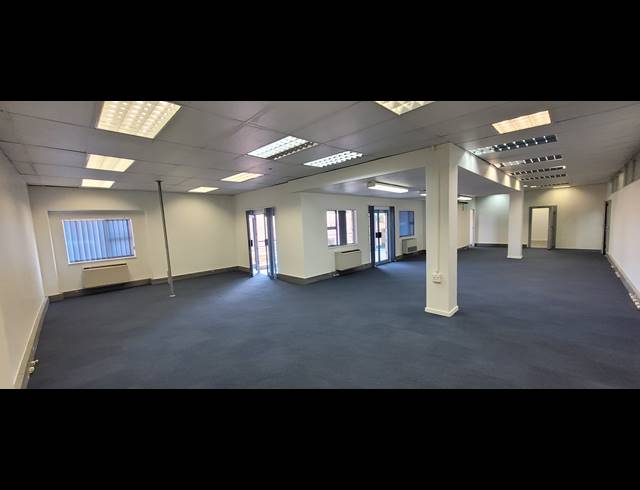 585M² OFFICE TO LET IN NELSPRUIT CENTRAL